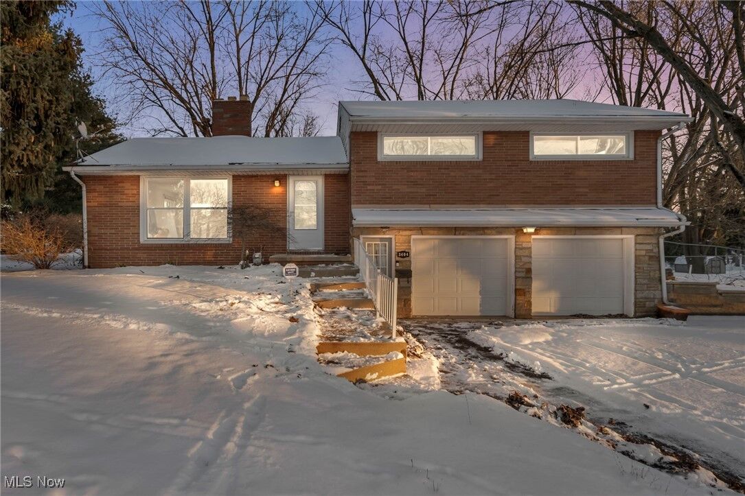 Property Photo:  3404 Francie Avenue NW  OH 44718 