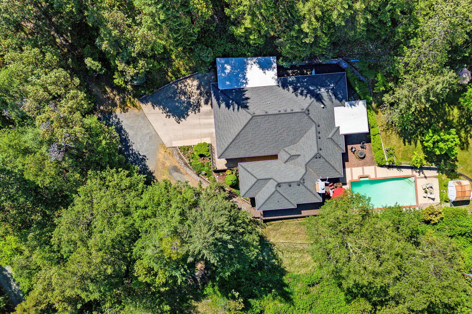 Property Photo:  2145 Knowles Road  OR 97501 