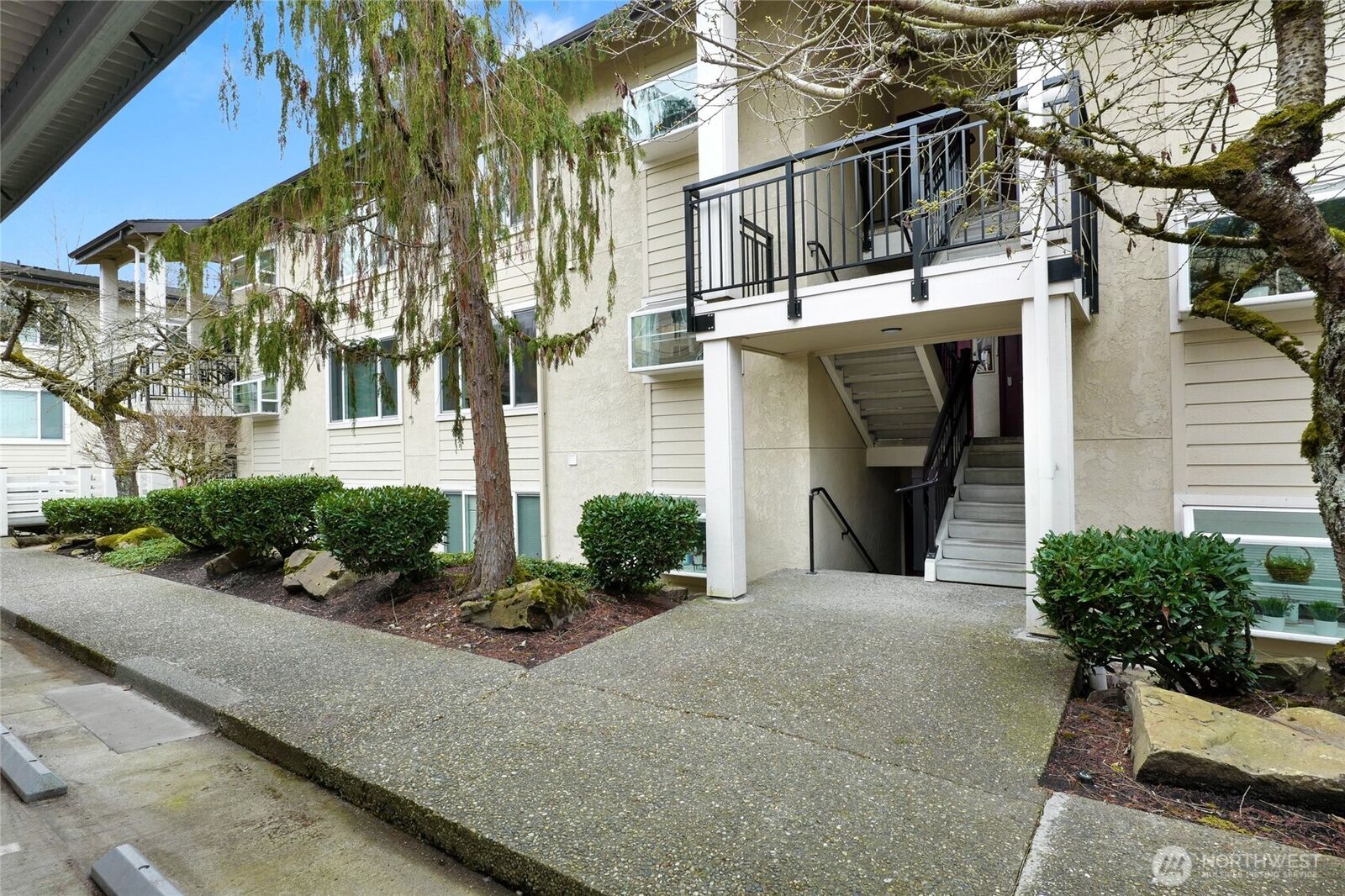 Property Photo: 705 136th Place NE A-5 WA 98005