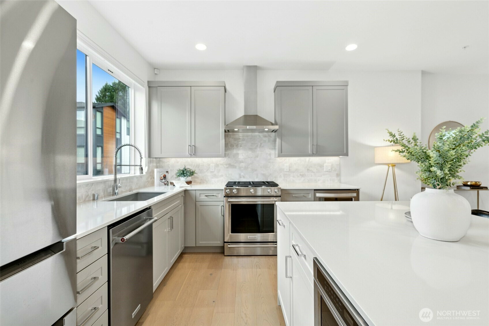 Property Photo: 9635 Thorsk St. B WA 98011