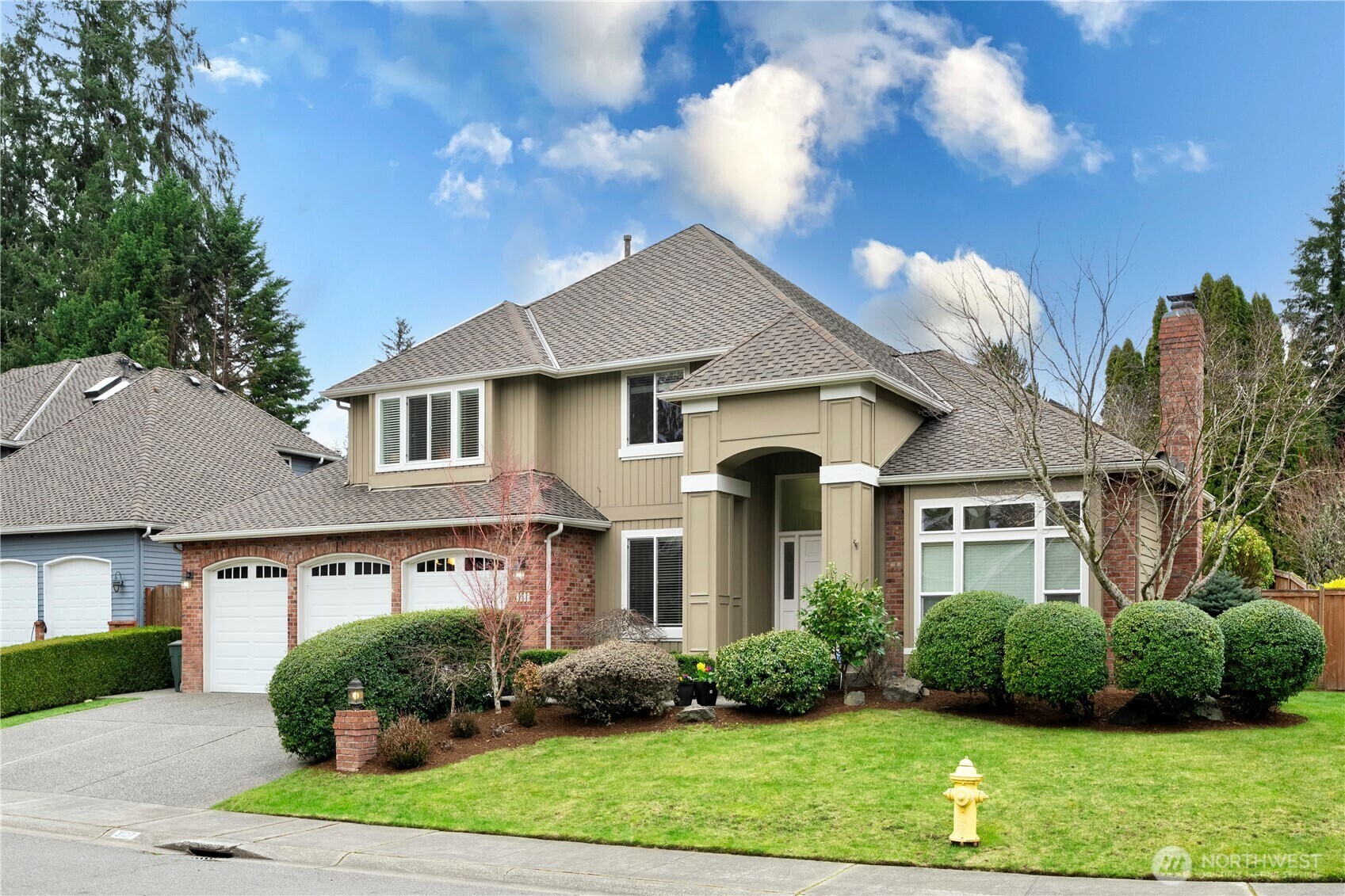 Property Photo: 3107 235th Avenue SE WA 98075