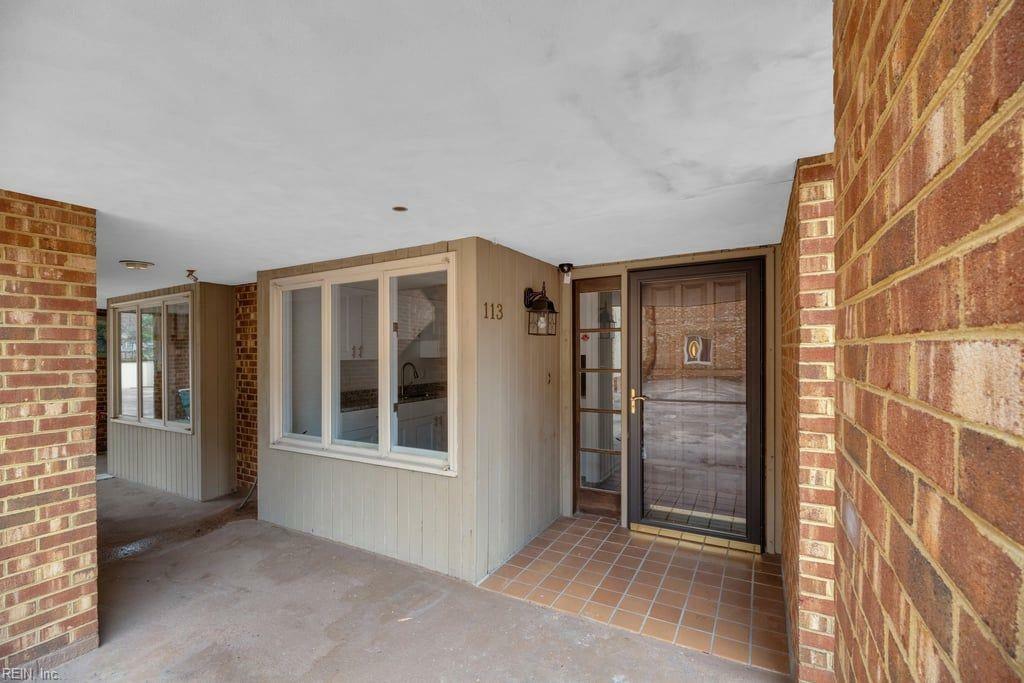 Property Photo: 376 Merrimac Trl 113 VA 23185