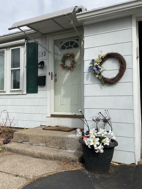 Property Photo: 172 Villa Avenue RI 02886
