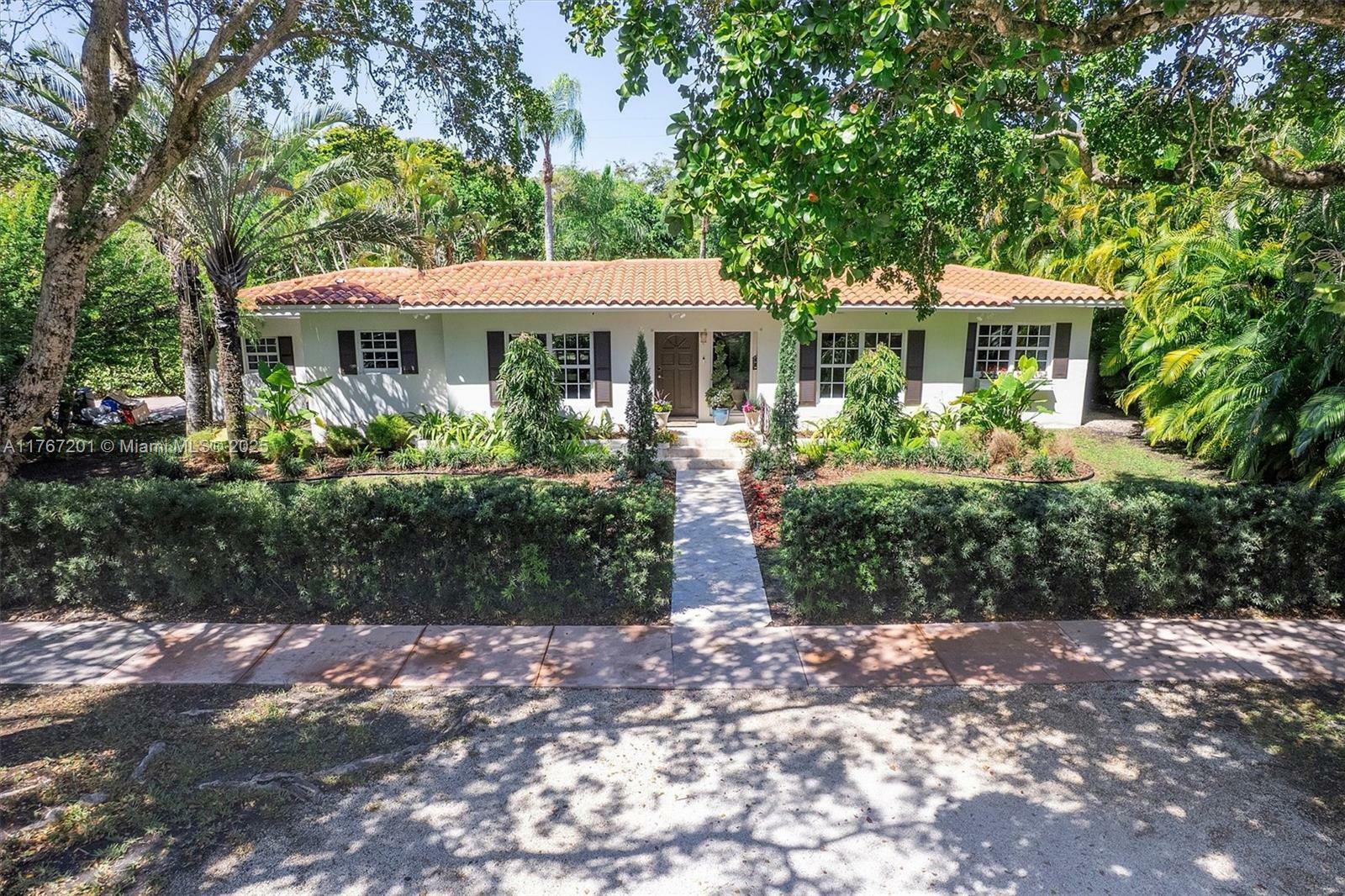 Property Photo: 1551 Delgado Ave FL 33146