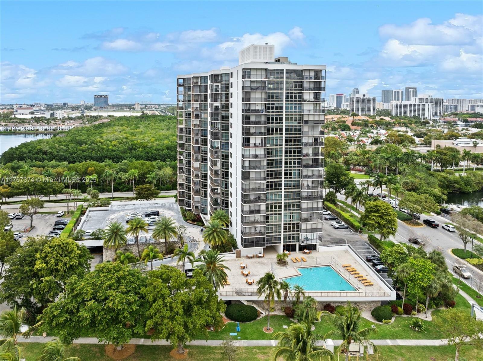 Property Photo: 3375 N Country Club Dr 608 FL 33180