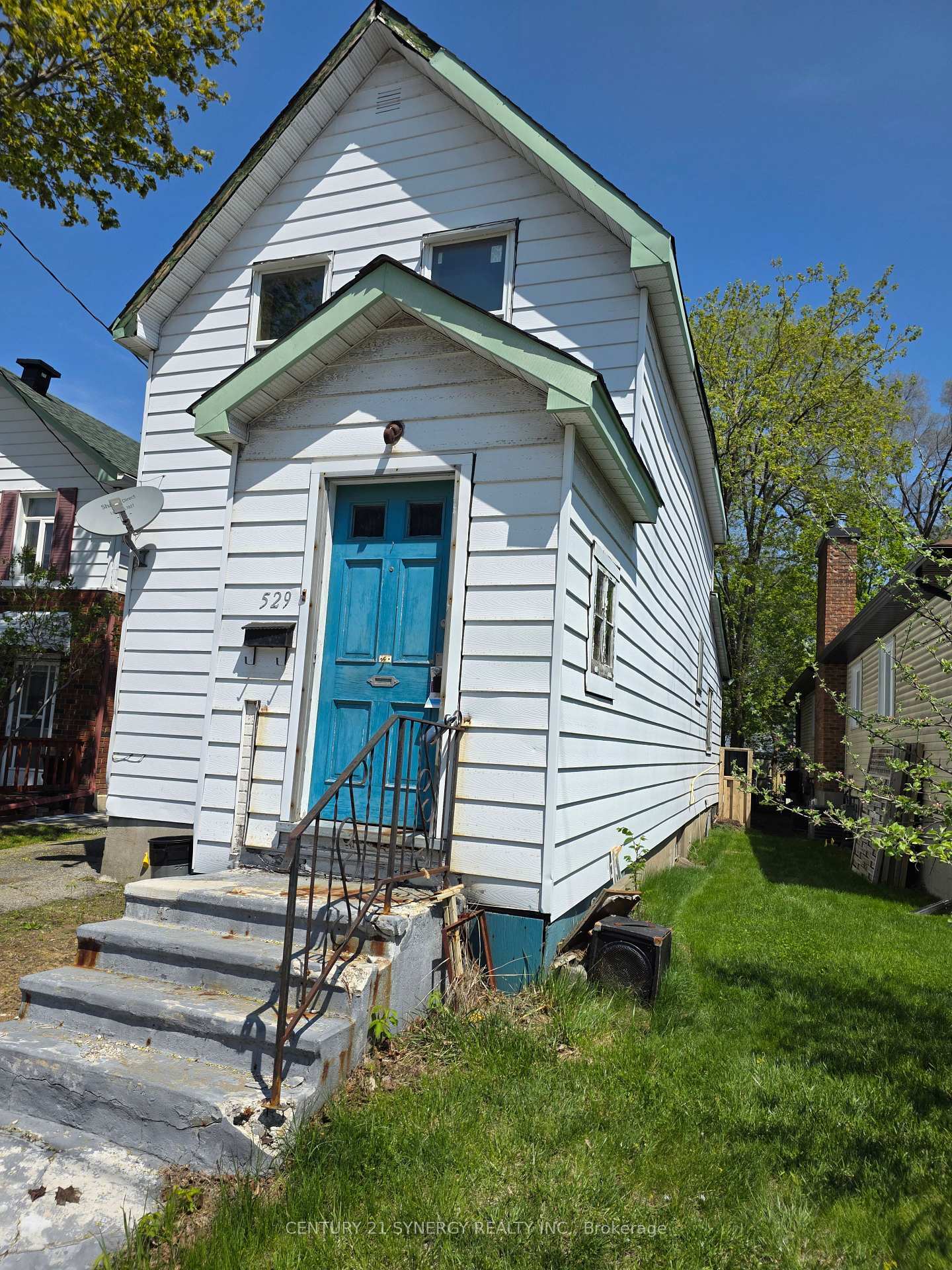 Photo de la propriété: 529 Kirkwood Avenue ON K1Z 5X2