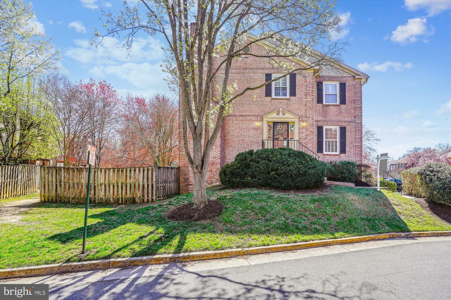Property Photo: 8211 La Faye Court VA 22306