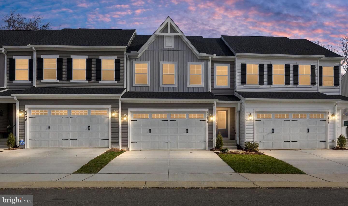 Property Photo: 10623 Afton Grove Court VA 22408