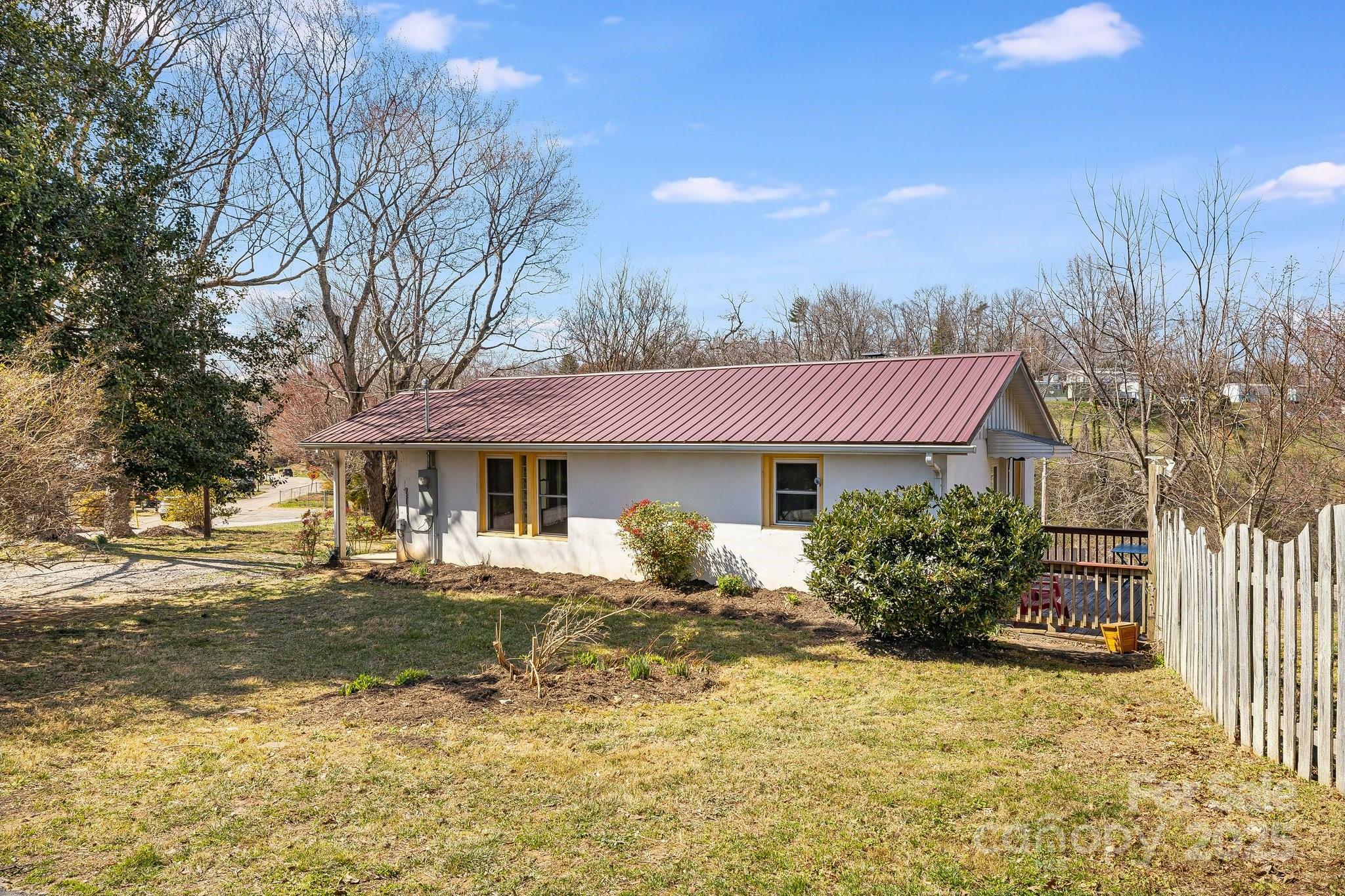 Property Photo: 323 Emma Road NC 28806