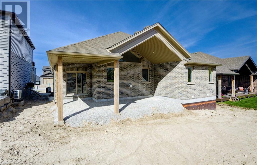 Property Photo: 69 Avery Place ON N0K 1M0