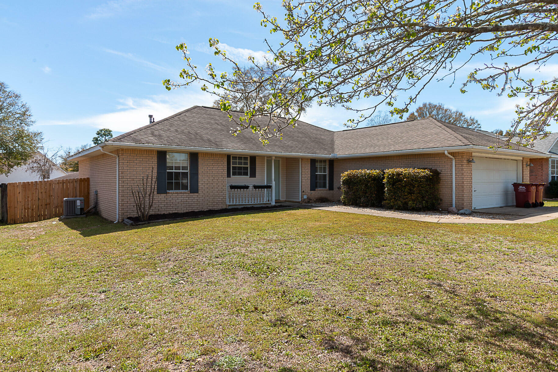 513 Risen Star Drive  Crestview FL 32539 photo