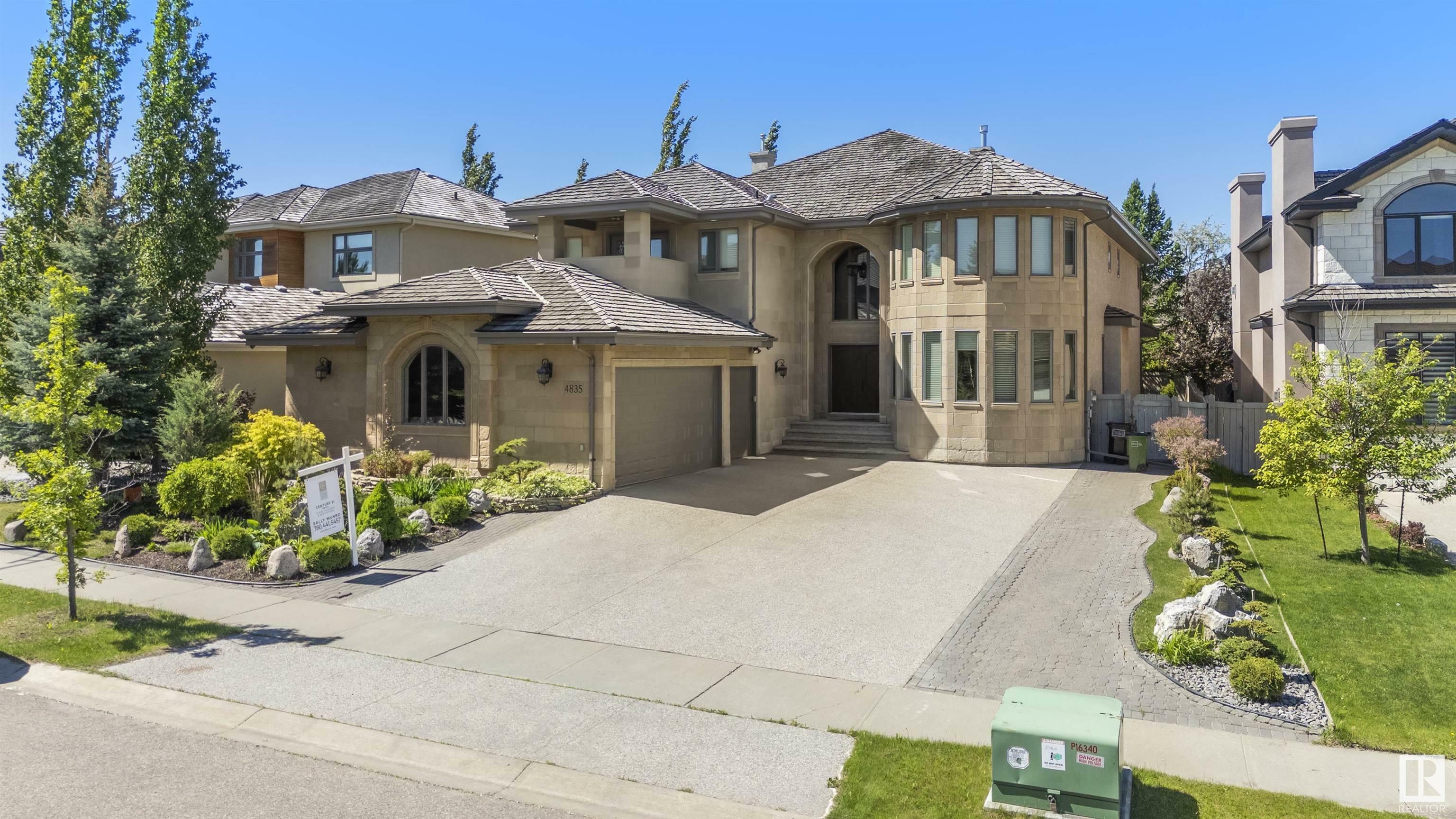 4835 Mactaggart Crest Crest NW  Edmonton AB T6R 3G5 photo