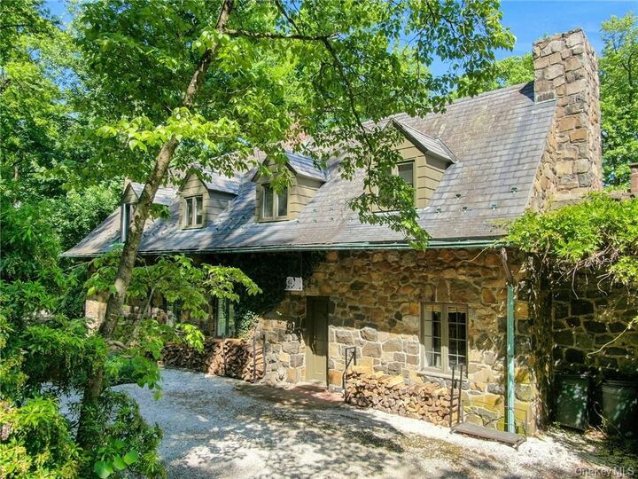 Property Photo:  21 Woods Road  NY 10964 