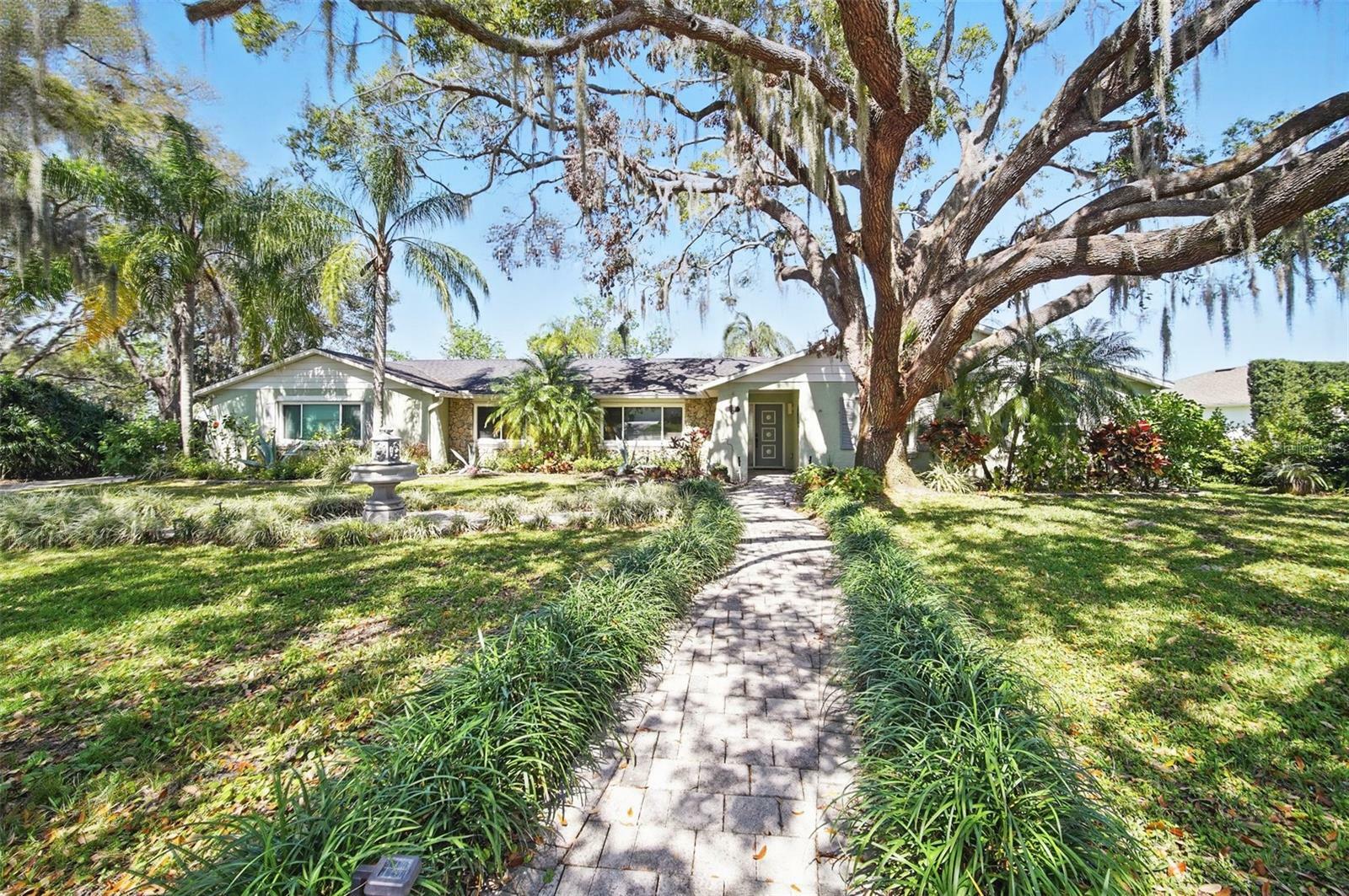 Property Photo: 703 Valencia Shores Drive FL 34787