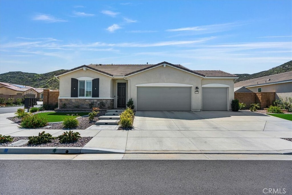 Property Photo:  32329 Iron Trail Road  CA 92596 