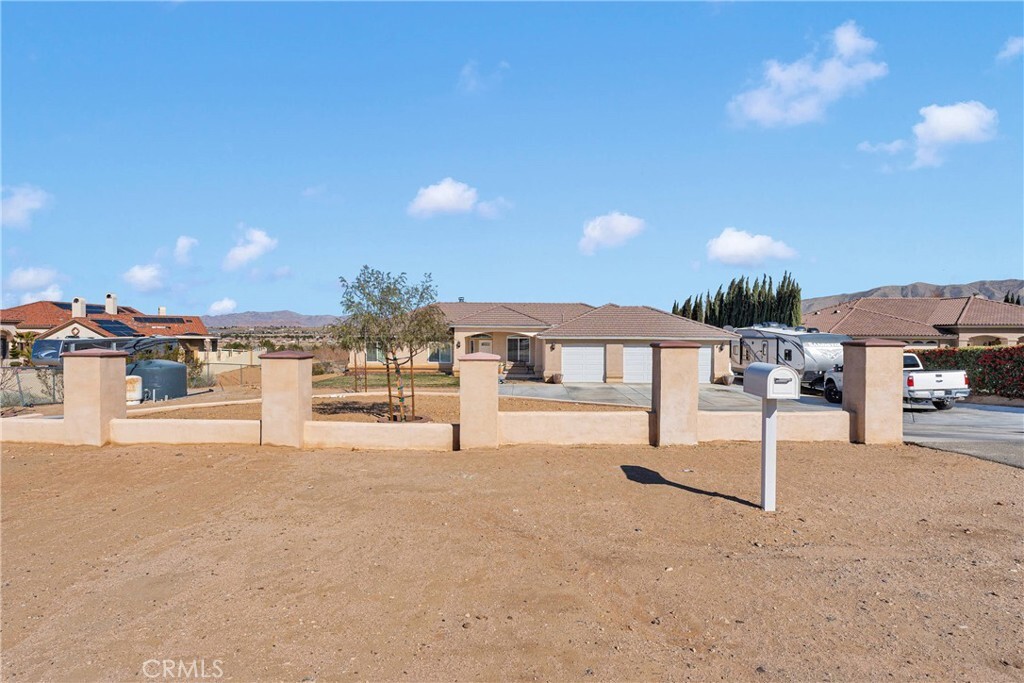 Property Photo: 10427 Choiceana Avenue CA 92345