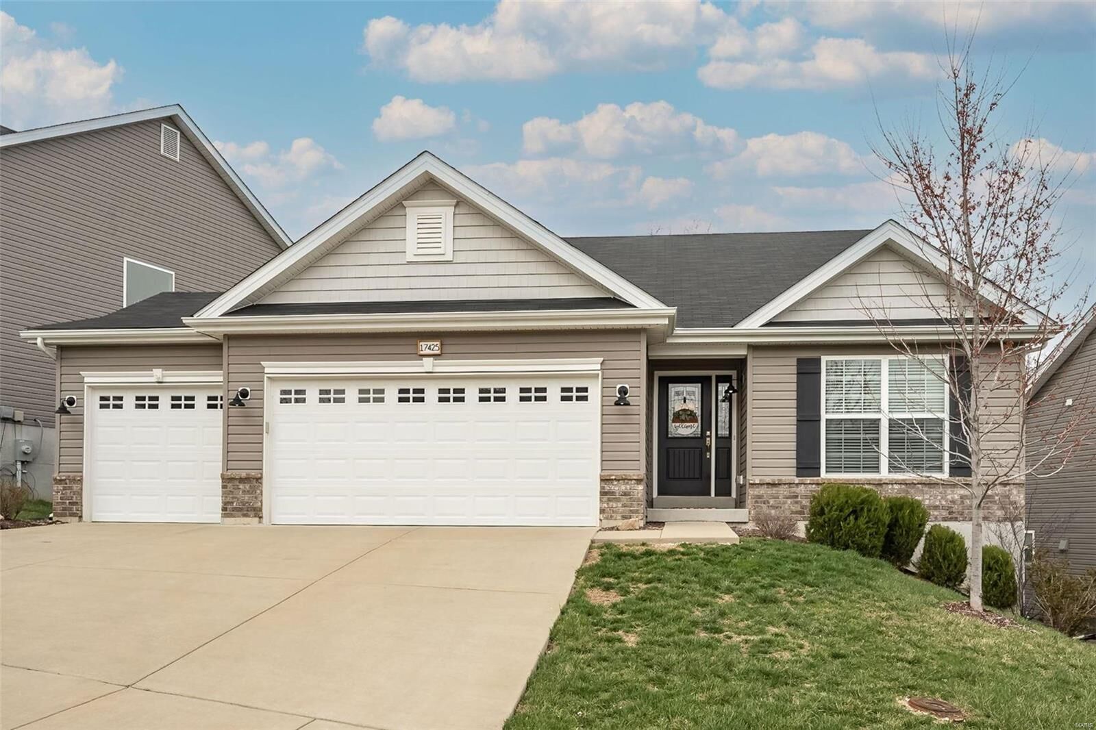 Property Photo: 17425 Wyman Ridge Drive MO 63025