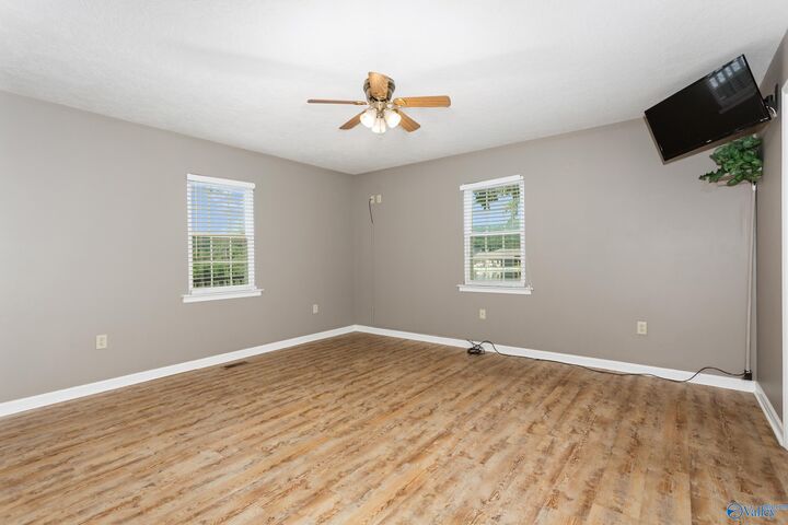 Property Photo:  109 Camden Cove Lane  AL 35903 