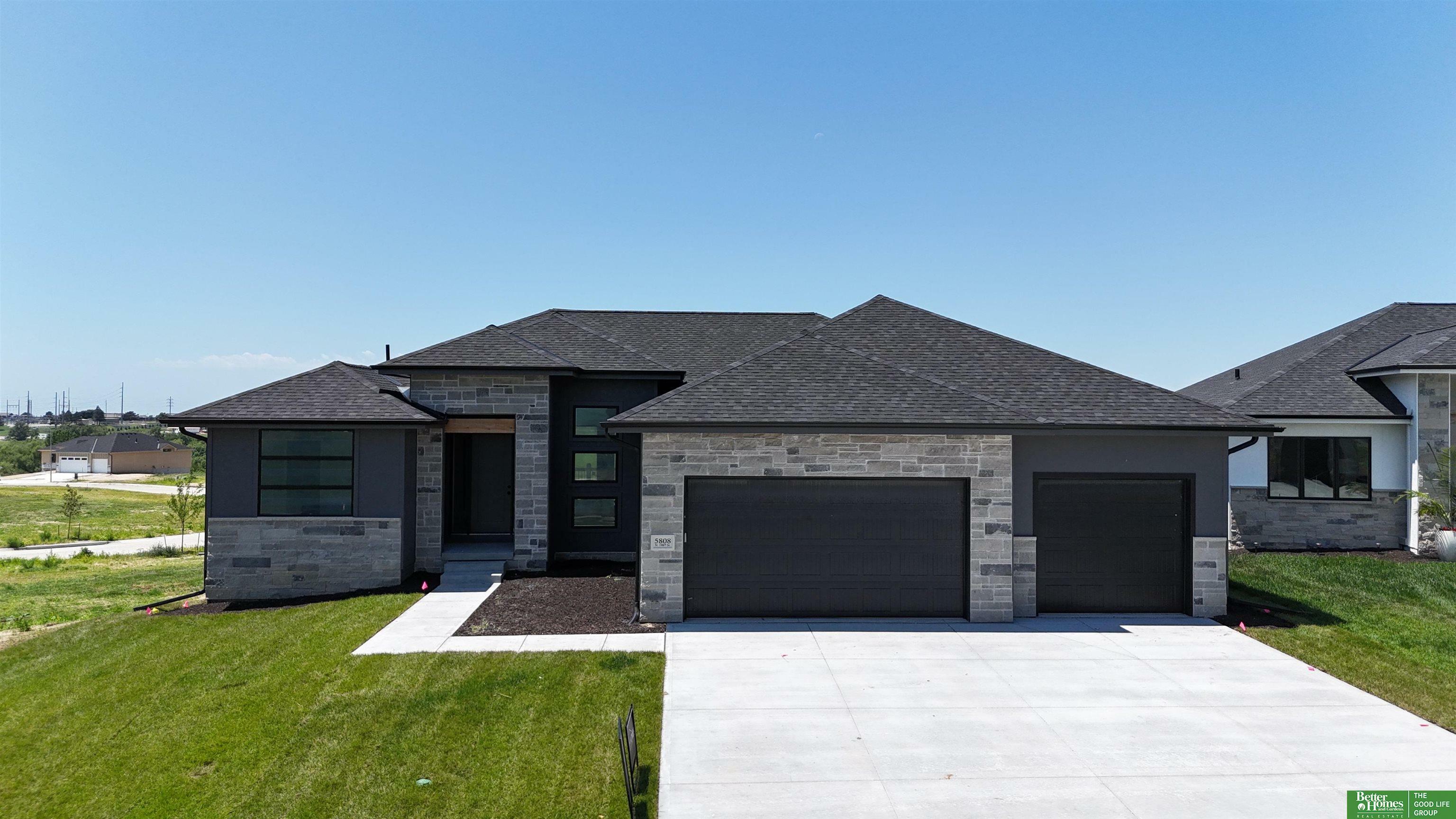 Property Photo: 5808 N 198th Street NE 68022