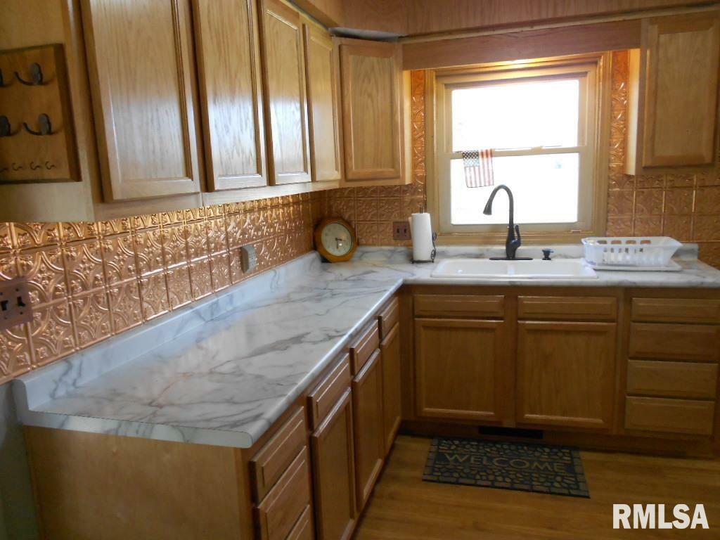 Property Photo:  506 E 8th Street  IL 61760 