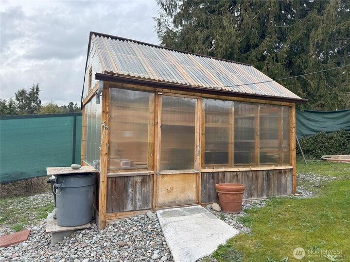 Property Photo:  119  Perry Dr  WA 98239 