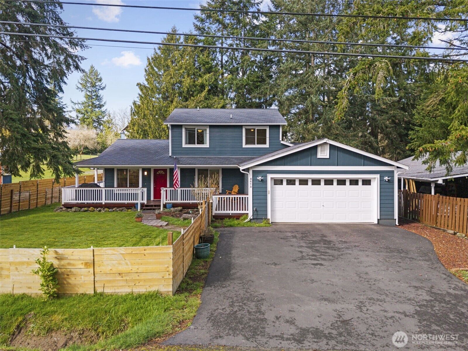 Property Photo: 4474 Woods Rd E WA 98366