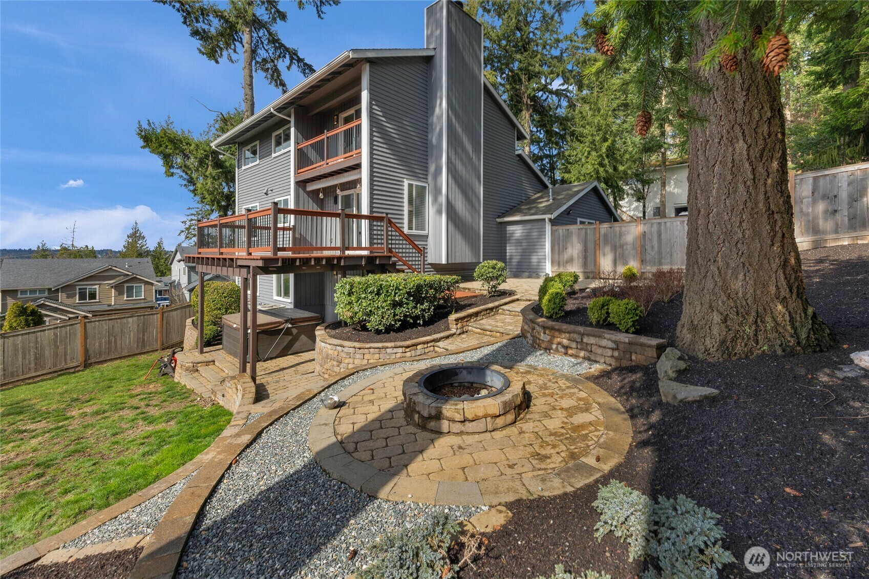 Property Photo: 1520 209th Avenue NE WA 98074