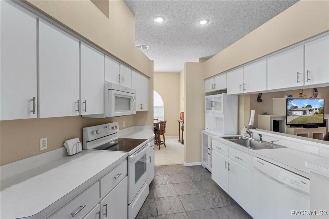 Property Photo: 6050 N Mahogany Terrace FL 34465
