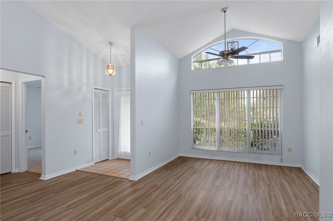 Property Photo: 2061 E Celina Street FL 34453