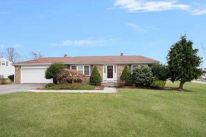 Property Photo:  5 Bradford Drive  RI 02865 