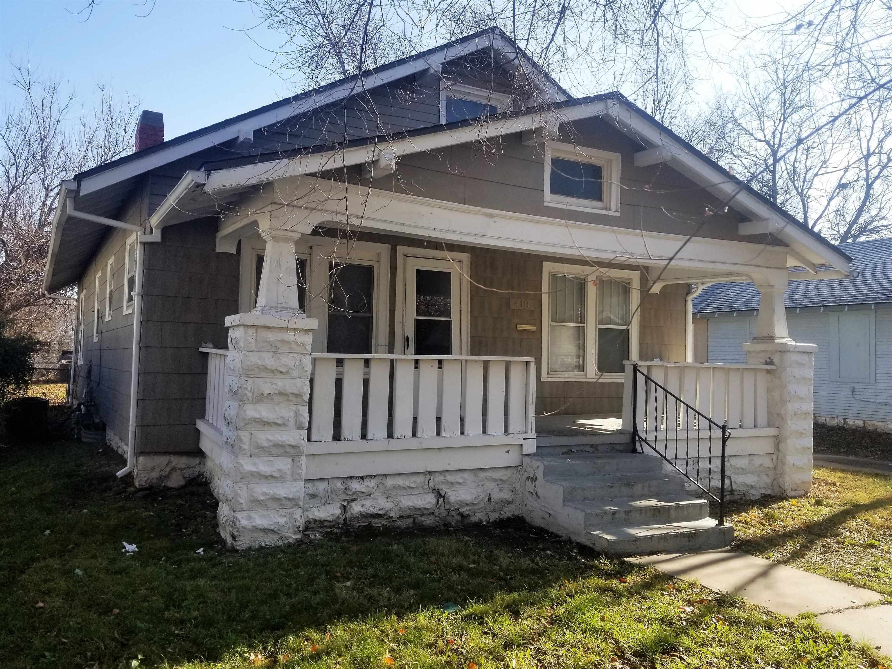 Property Photo: 418 N Madison Ave KS 67214