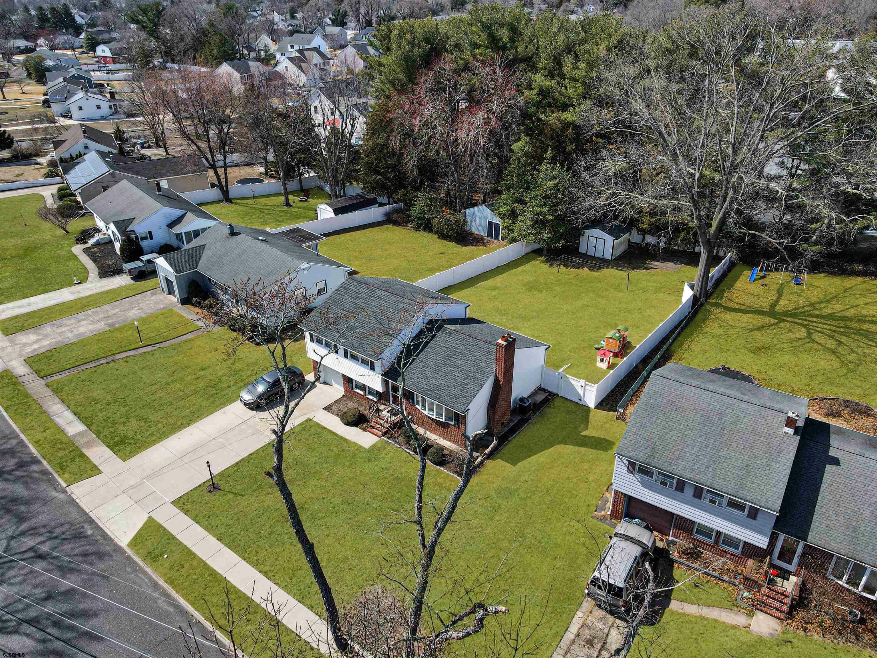Property Photo: 783 Woodlawn Ave Ave NJ 08037
