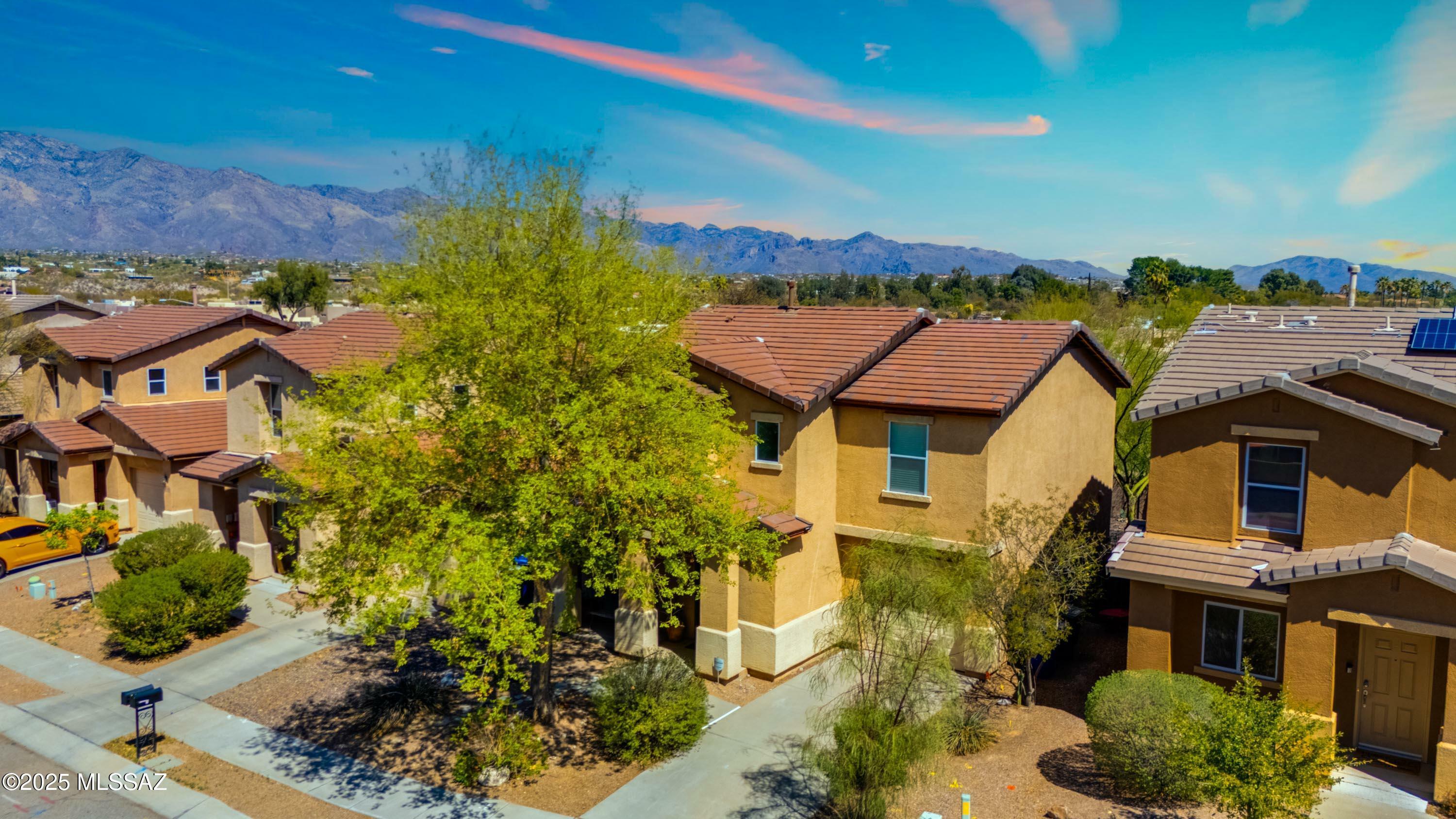 Property Photo: 3334 N Sierra Springs Drive AZ 85712