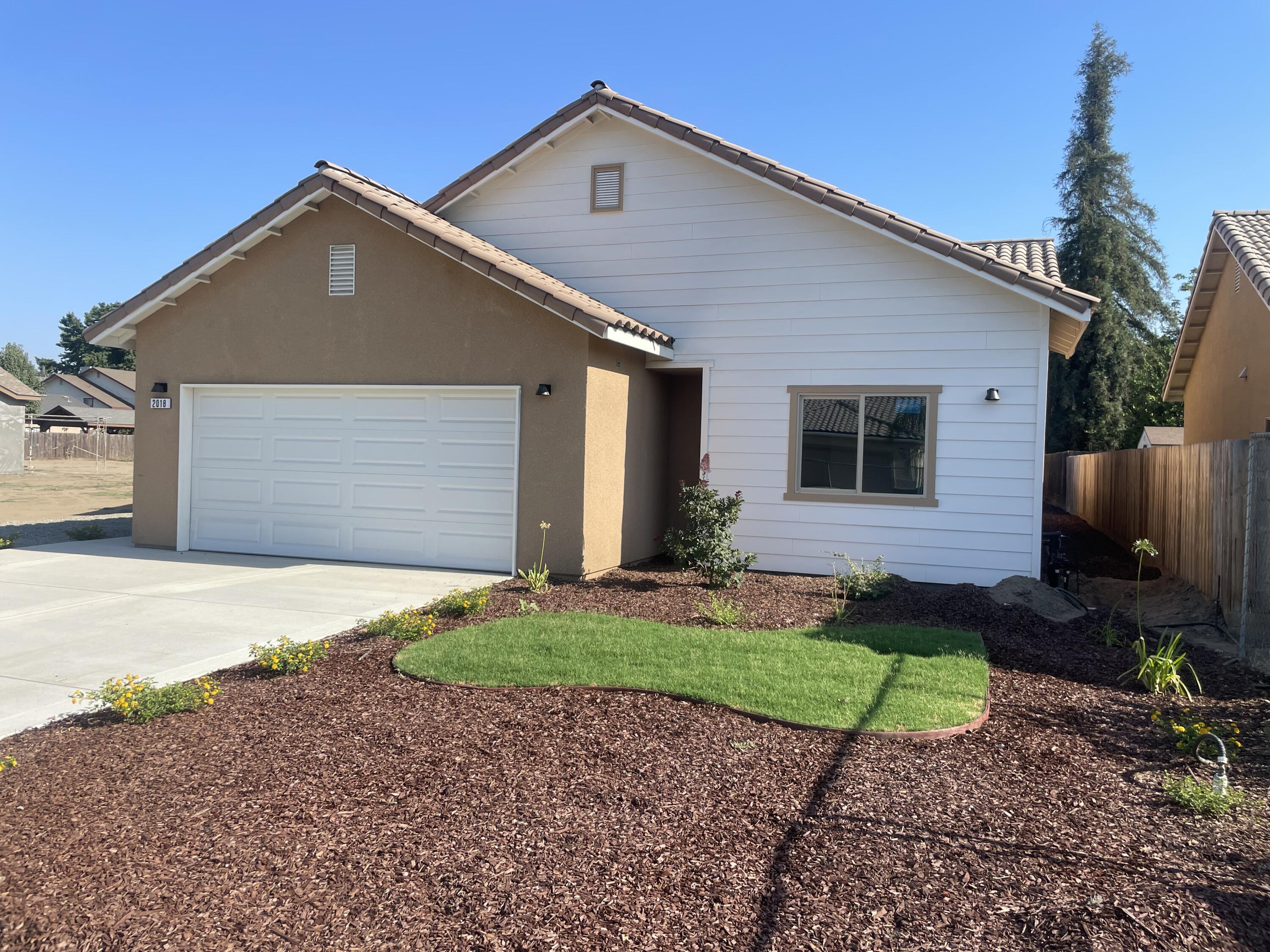 2018 E Seeger Avenue  Visalia CA 93292 photo