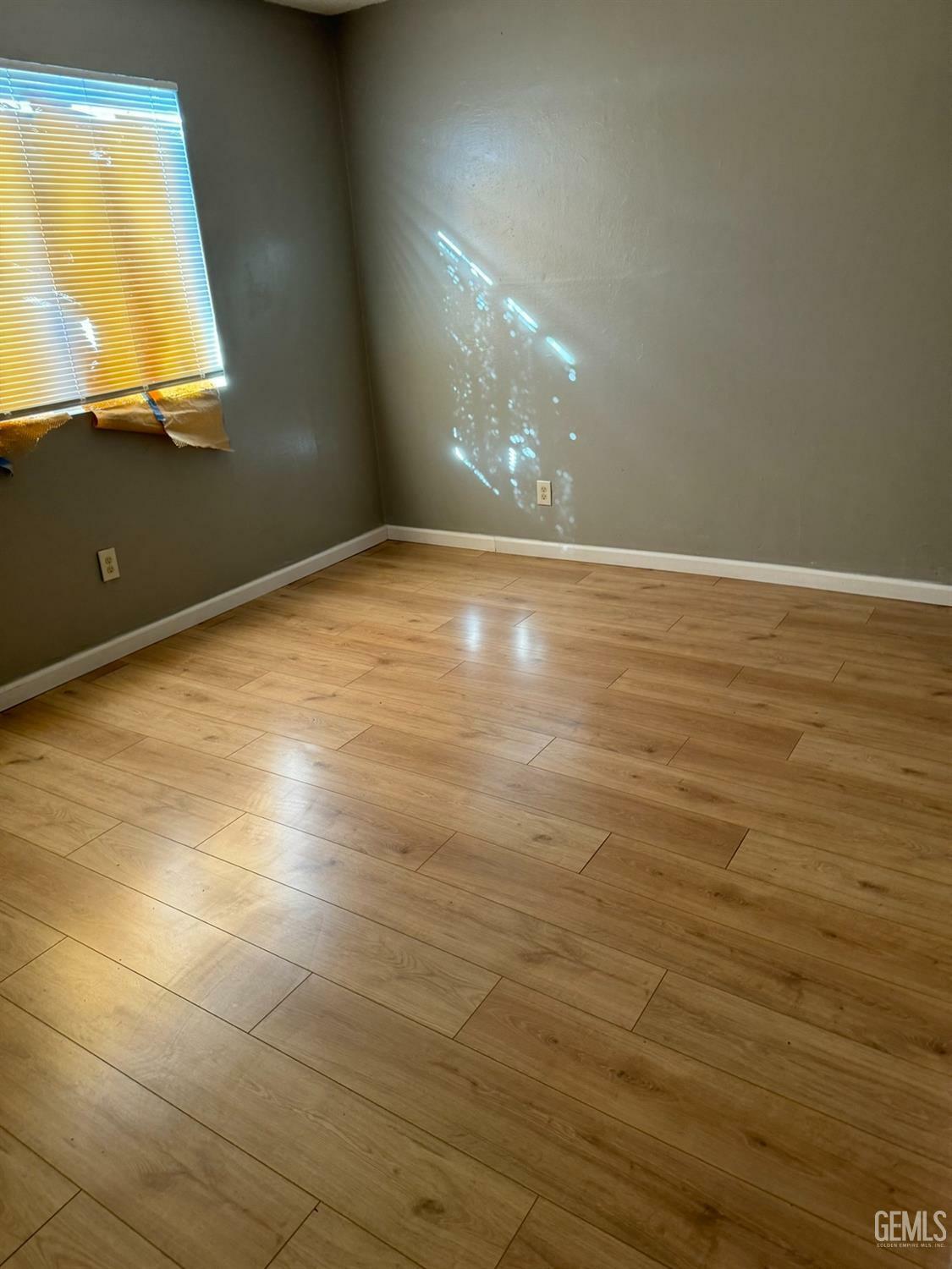 Property Photo: 1428 Jefferson Street CA 93305