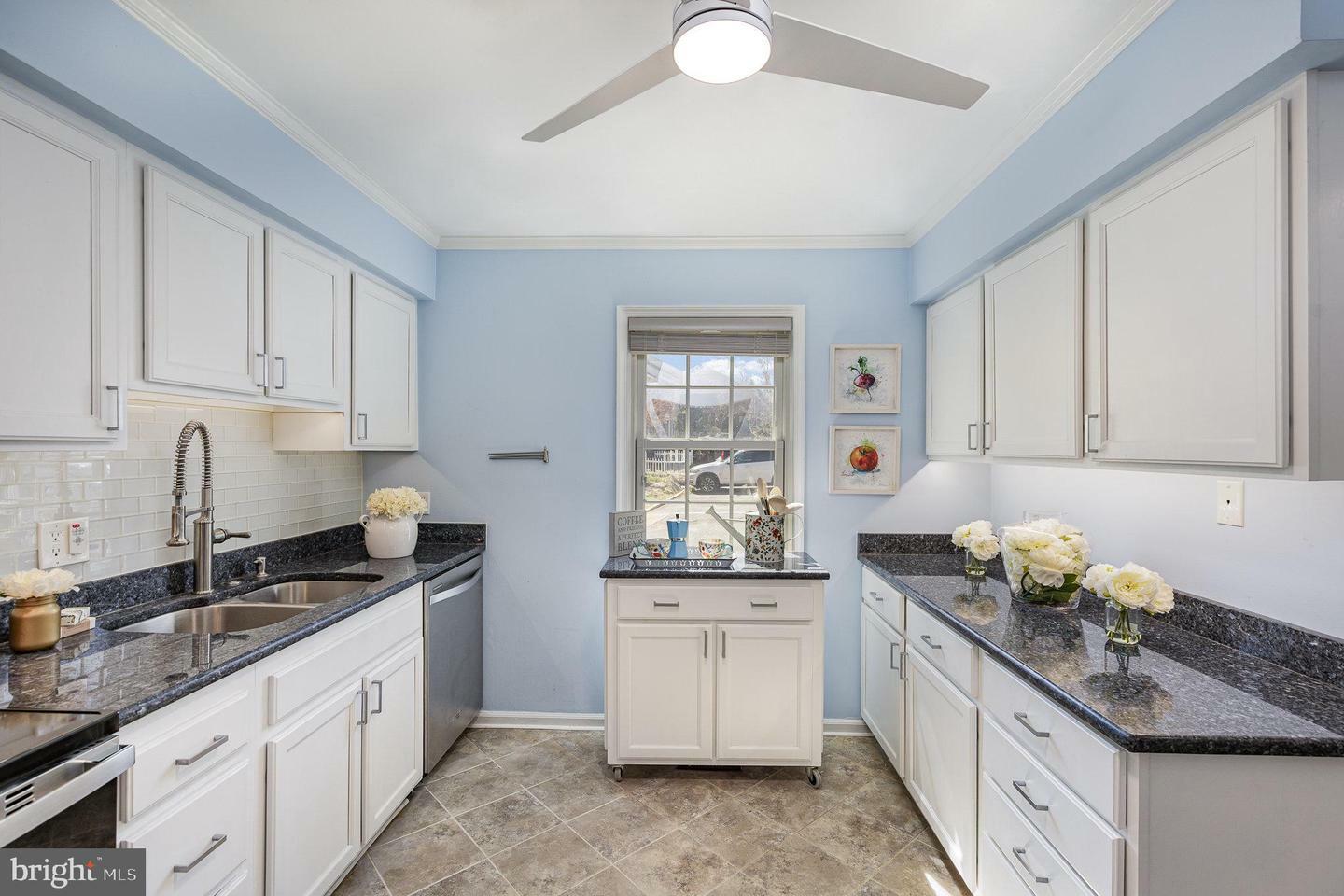 Property Photo: 122 Janney Court VA 22408
