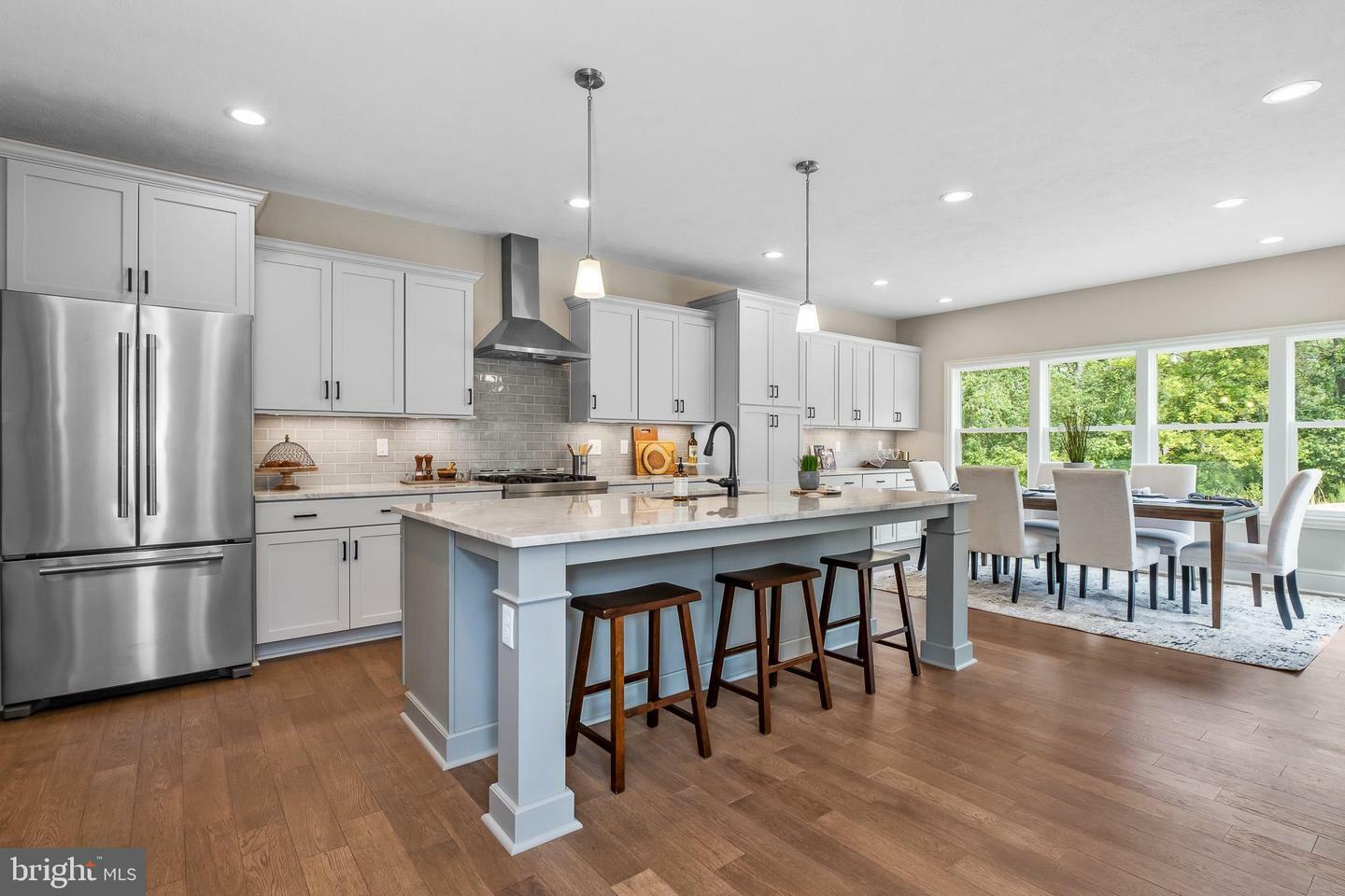 Property Photo: 1537 Grand Oak Lane Cs PA 19061