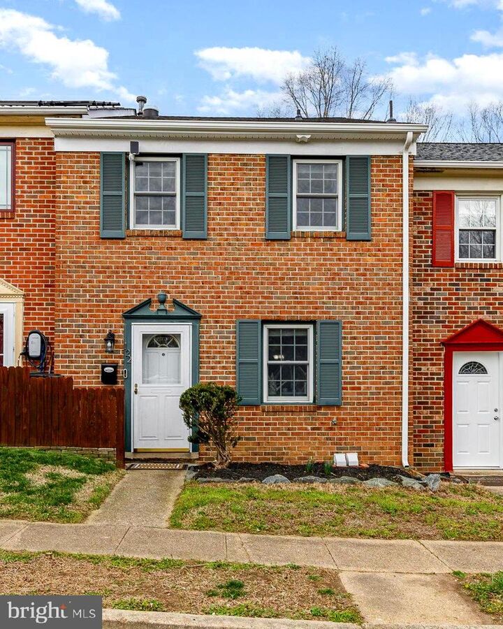 122 Janney Court  Fredericksburg VA 22408 photo