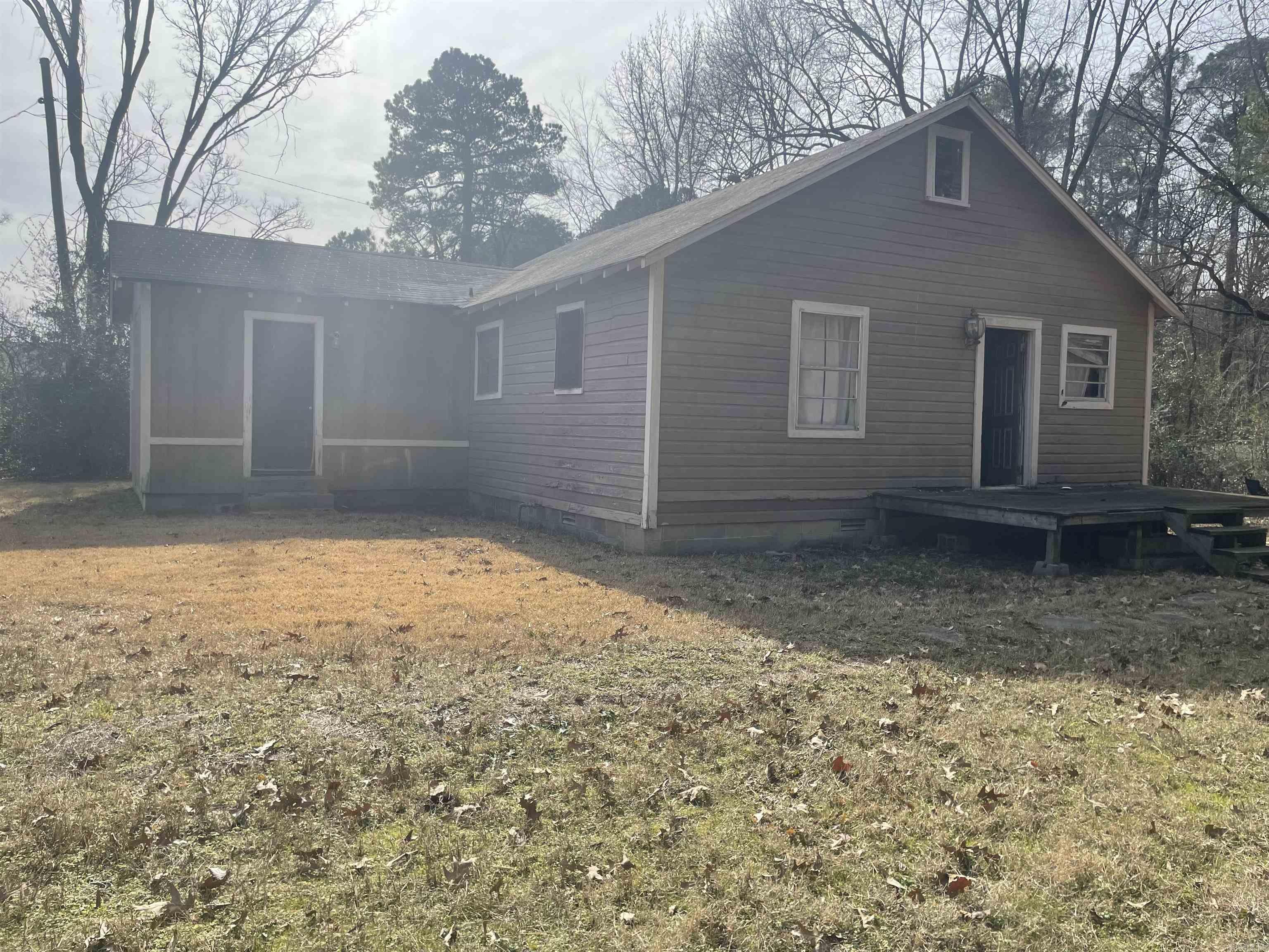 Property Photo: 5101 Louden Rd AR 72206