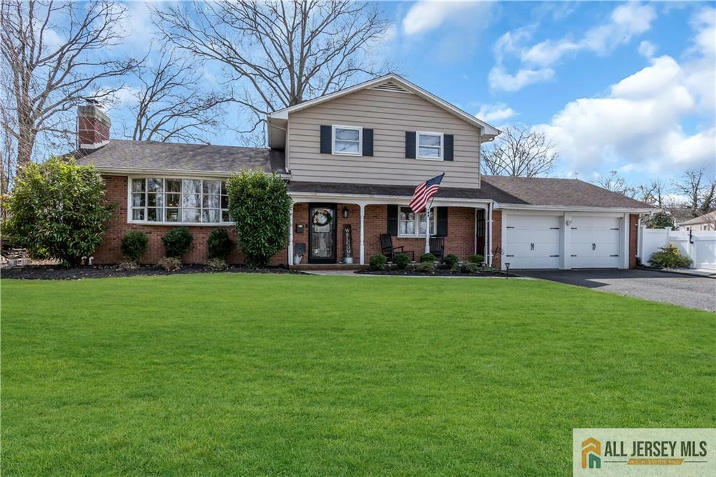 110 Oak Drive  Middlesex NJ 08846 photo