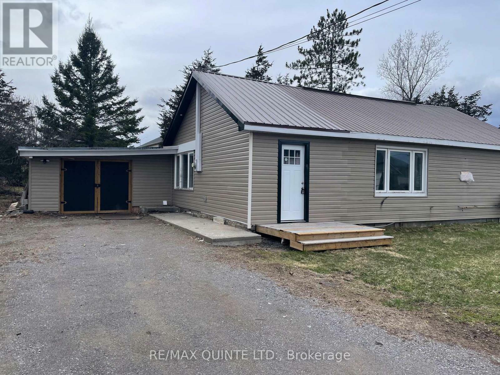 Property Photo: 297 North Trent Street ON K0K 2C0
