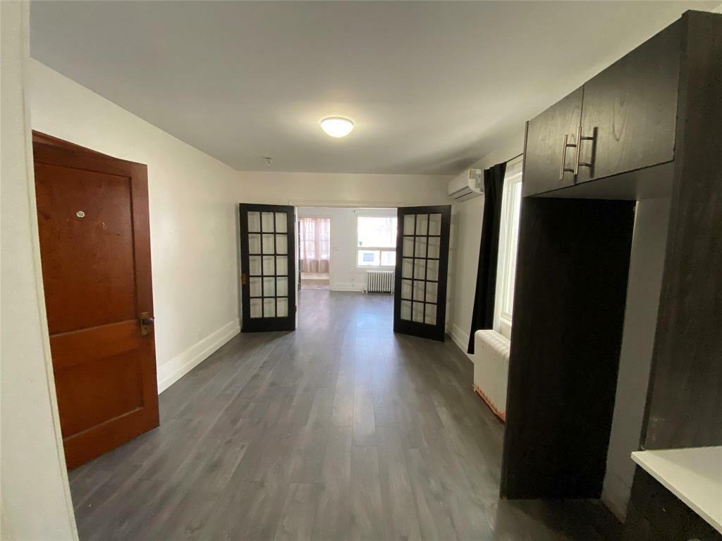 Property Photo: 884 Home Street MB R3E 2C8