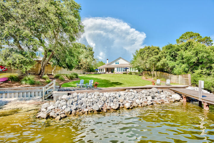 Property Photo: 737 Bayou Drive FL 32541