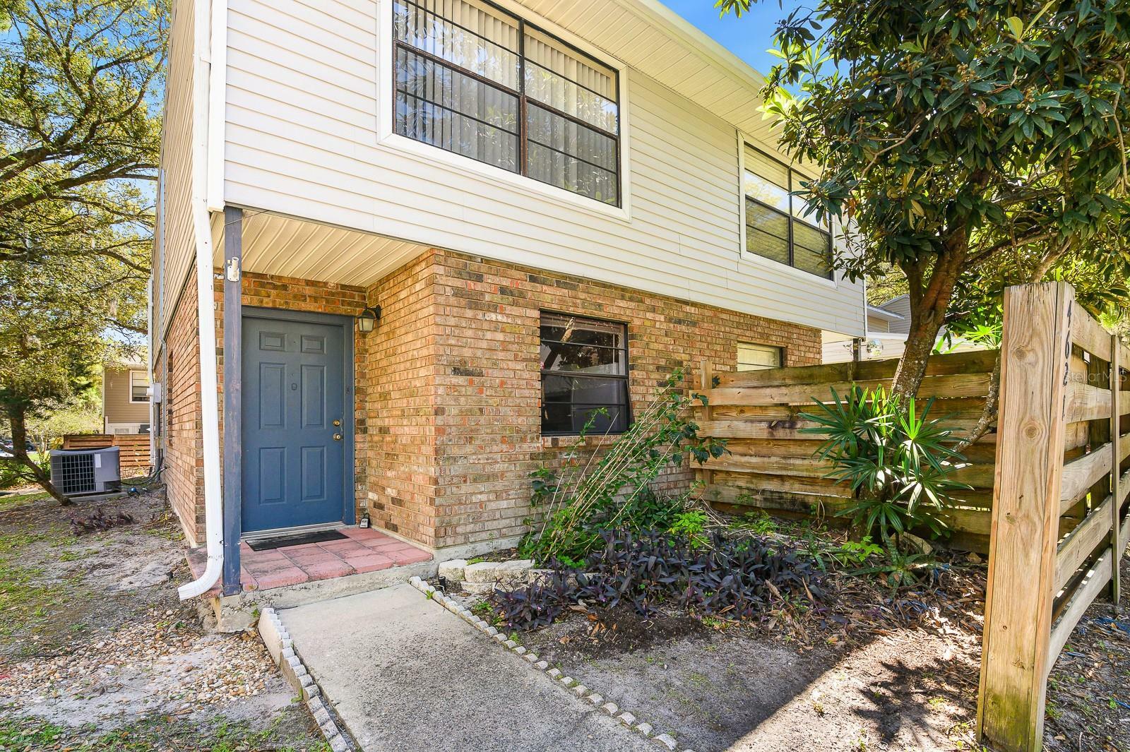 Property Photo: 4621 SW 44th Lane FL 32608