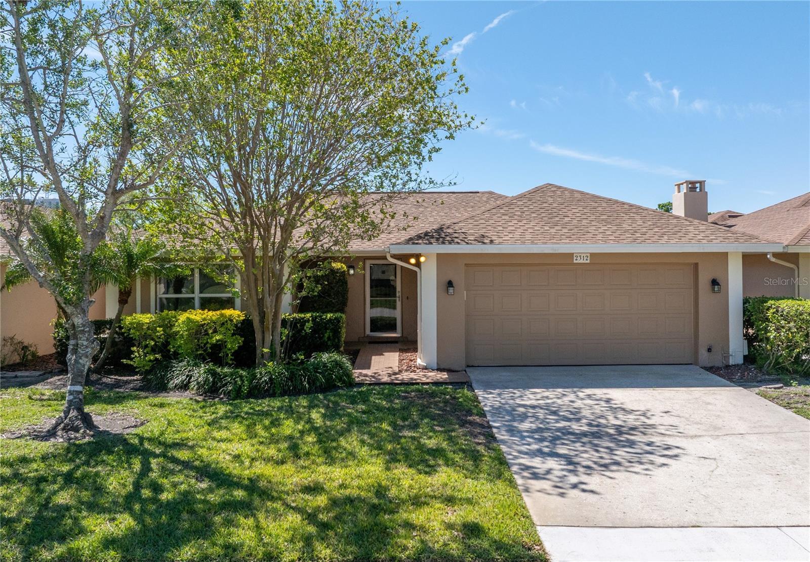 Property Photo: 2312 Heron Circle FL 33762