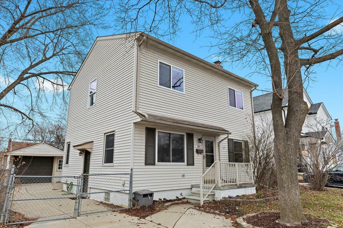 Property Photo: 3813 Prairie Avenue MI 48072