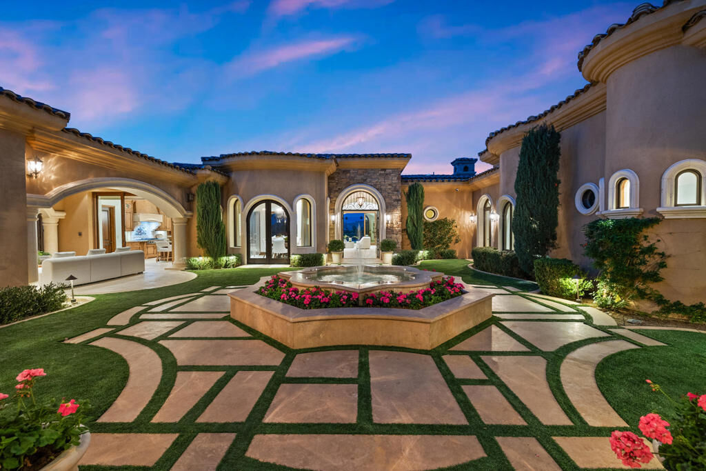 Property Photo:  49981 Ridge View Way  CA 92260 