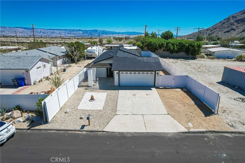 Property Photo: 15916 Oreana Way CA 92262