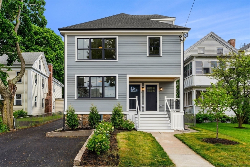Property Photo:  17 Fayette Street 17  MA 02472 