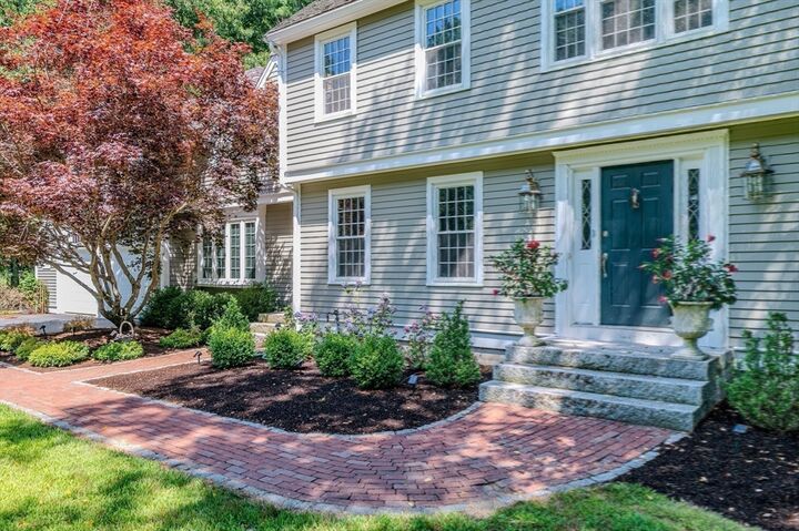 Property Photo:  152 Prospect Street  MA 02043 